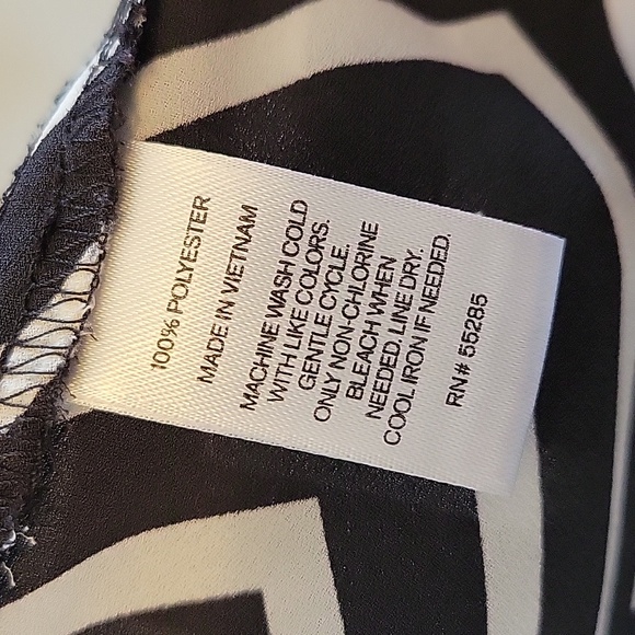 Express Split Back Tank - Stripes - Picture 4 of 4